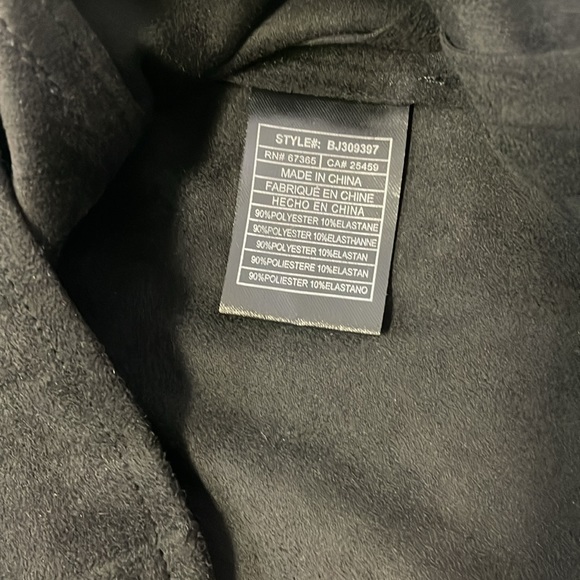 NWT BB Dakota Black Faux Suede Mini Skirt Size 4 - Picture 4 of 7